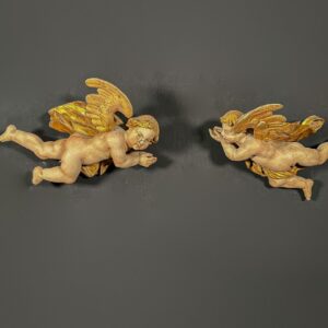 Coppia putti laccati e dipinti XVII Secolo