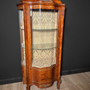 Antica Vetrina Francese