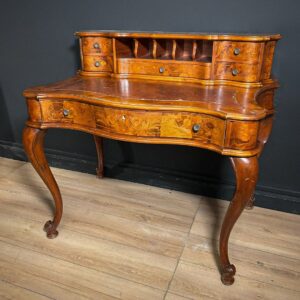 Antico Scrittoio in Radica