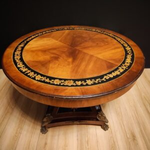 Antico Tavolo Francese