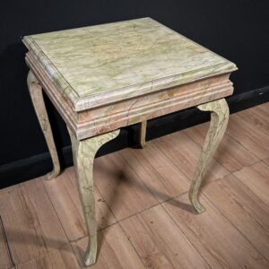 tavolino in legno marmorizzato