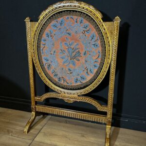 Louis XVI screen
