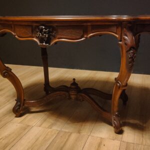 路易·菲利普·盖里东桌