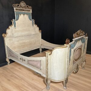 Antico Letto Veneziano