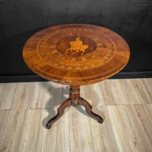 Antiker Sorrento-Tisch