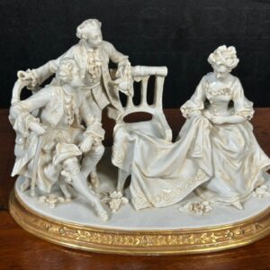 Statuetta in Porcellana Capodimonte