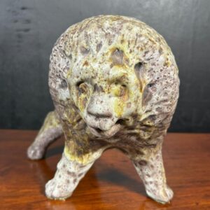 Statuetta in Ceramica Raffigurante Leone