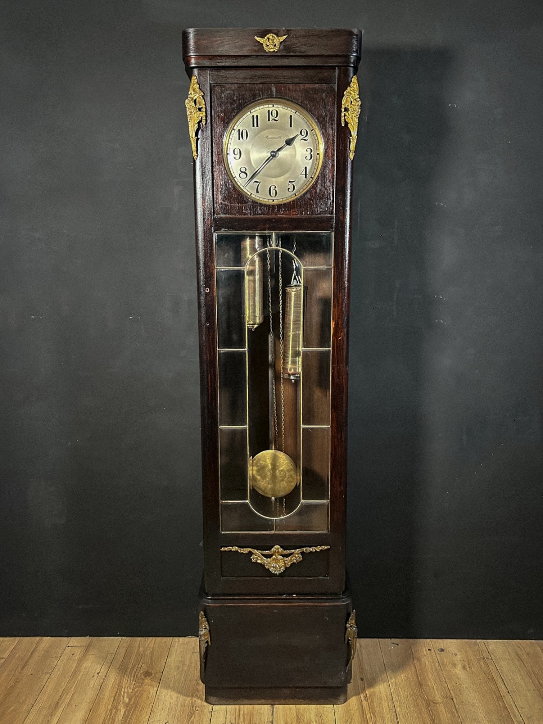 Orologio a Pendolo da Terra – Hausmann & Co