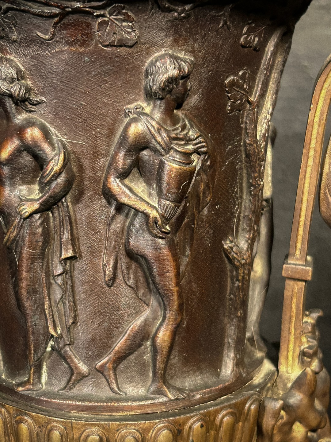 Vaso Bronzo Baccanale - immagine 9