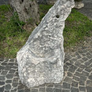 Fontana Pietra