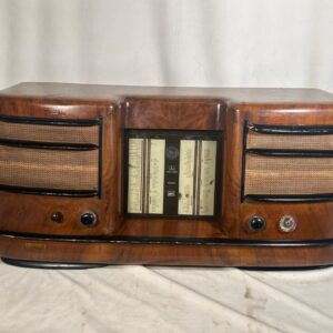 Винтажное радио "Radio Ricordi" Турин
