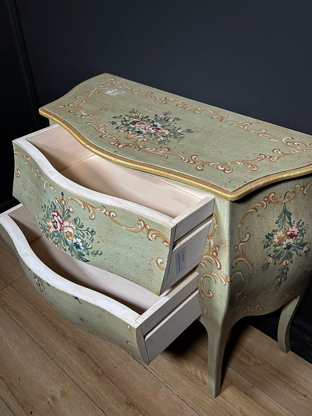 Como Laccato e Dipinto - immagine 4