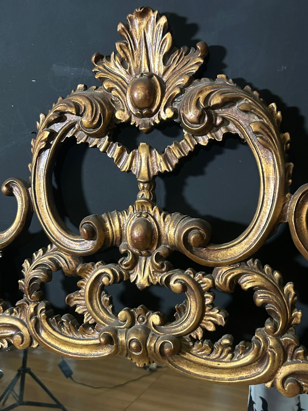 Specchiera in Stile Barocco Veneziano - immagine 8