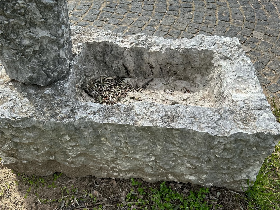 Fontana Pietra Arenaria - immagine 6