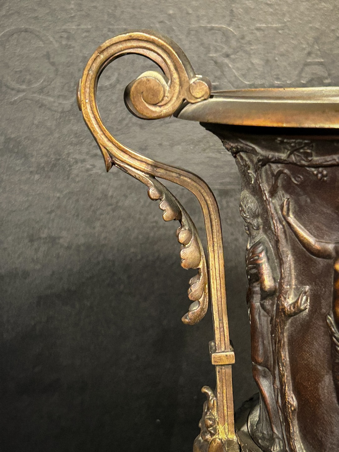 Vaso Bronzo Baccanale - immagine 8