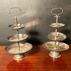 Alzata a Tre Ripiani in Metallo Silver Plated