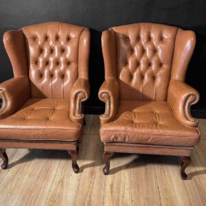 Coppia di Poltrone Chesterfield