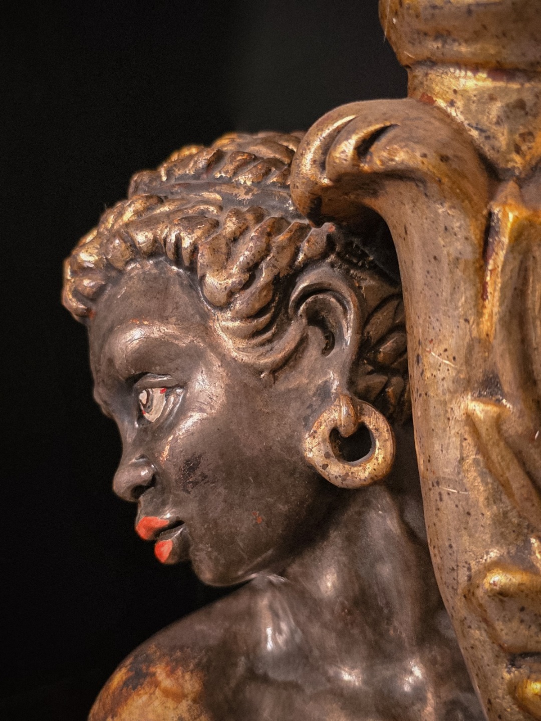 Moro Veneziano con Candelabro - immagine 3