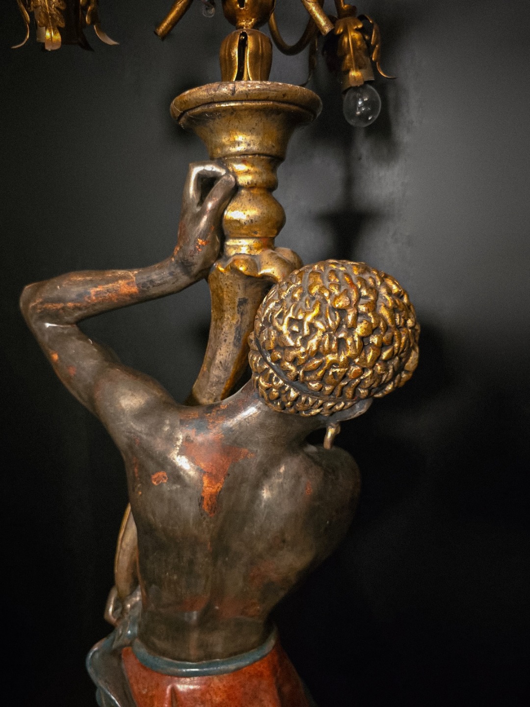 Moro Veneziano con Candelabro - immagine 5