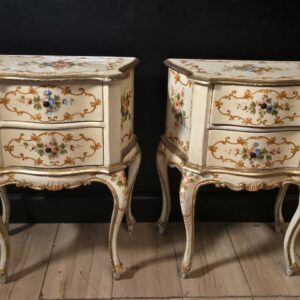 Coppia di Comodini Veneziani